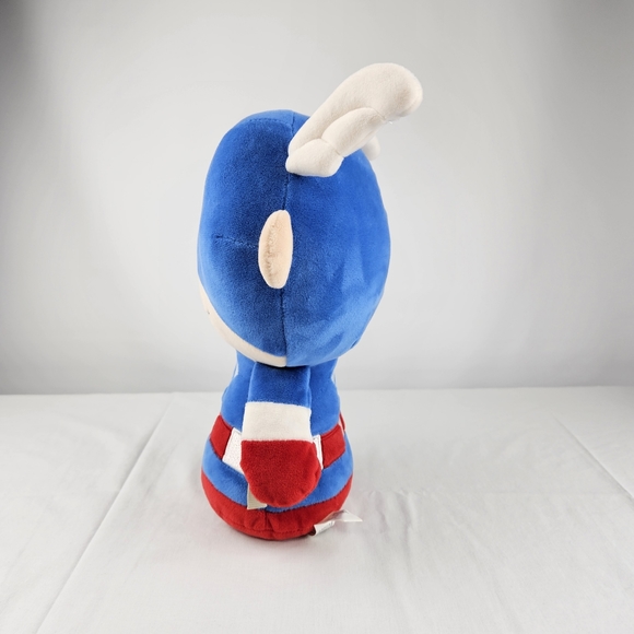 Itty-bitty large Captain America  Hallmark plush - Picture 3 of 9